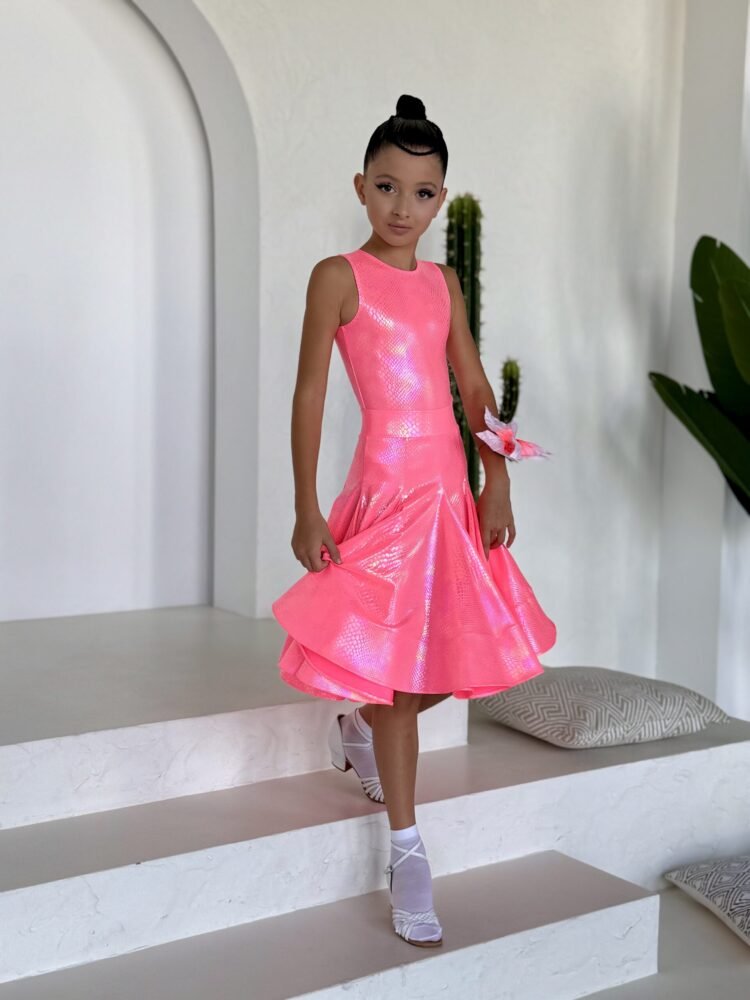 atelier sm dancer pose shiny pink sleeveless dress 2025